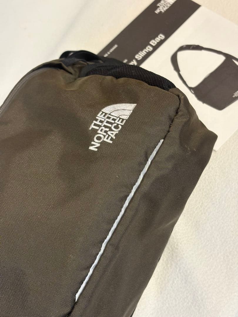 ノースフェイス ベビースリングバッグ　THE NORTH FACE　抱っこ紐