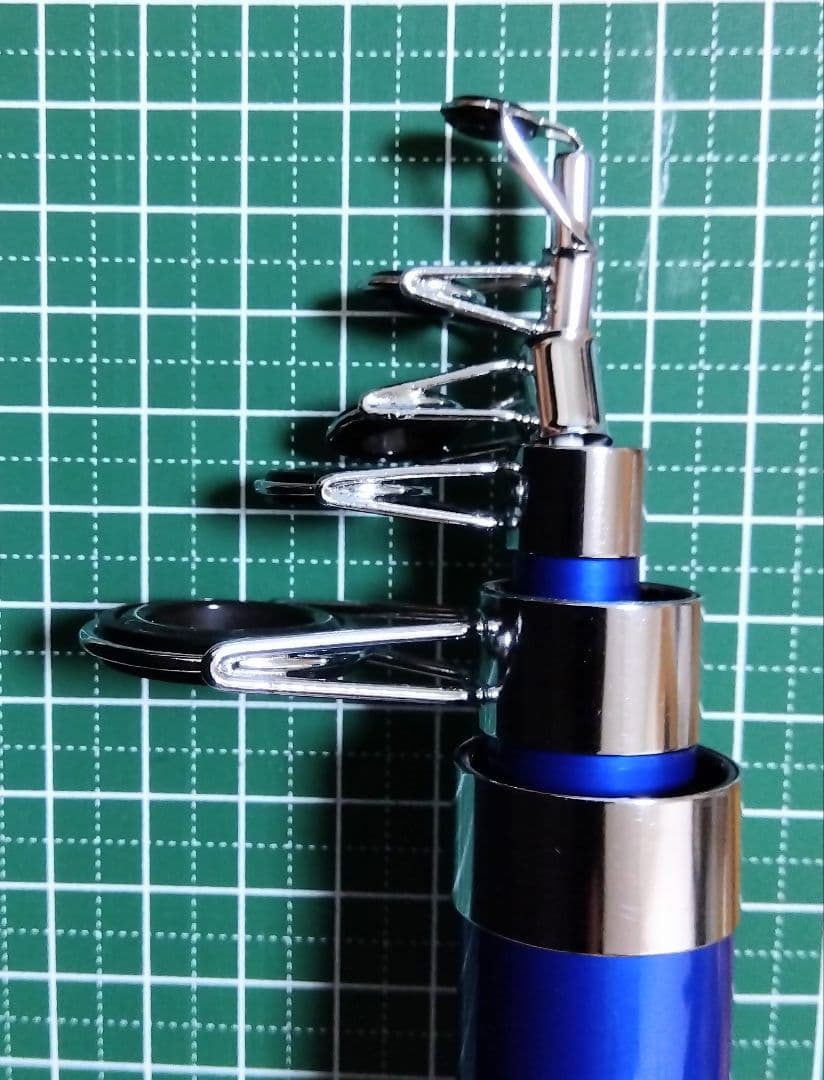 投げ竿3本　バスロッド1本　計4本セット