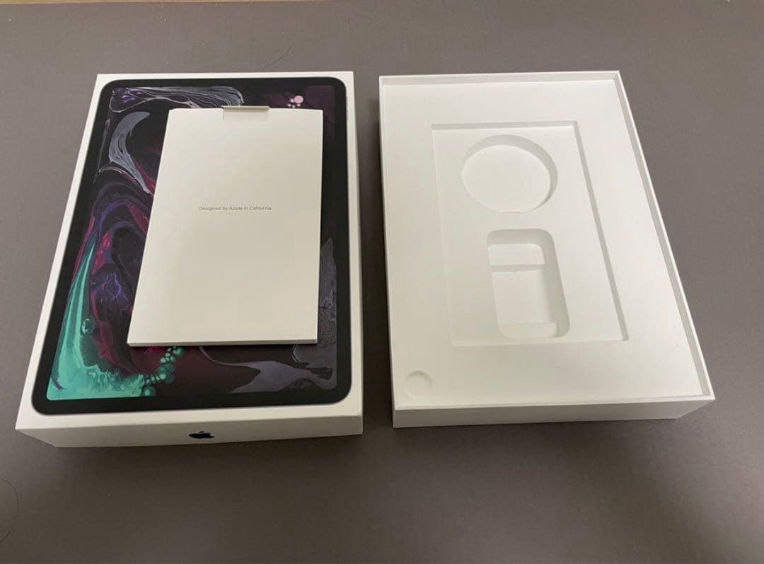 iPad Pro 11インチ 第1世代 64GB セルラー 箱有 キーボード付