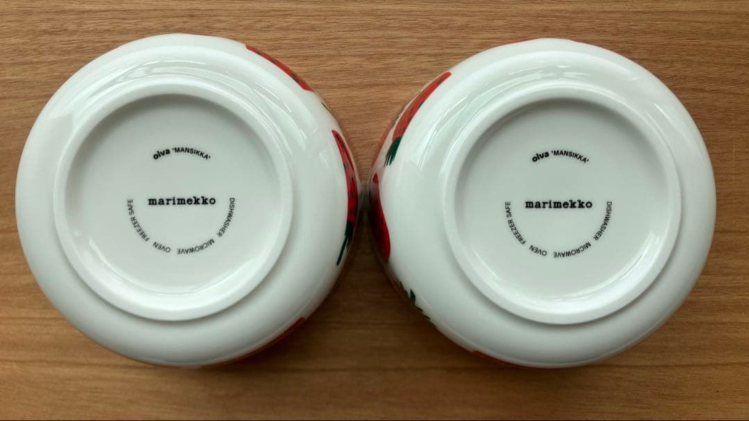 マリメッコ　マンシッカ　レッド　ボウル　2個セット