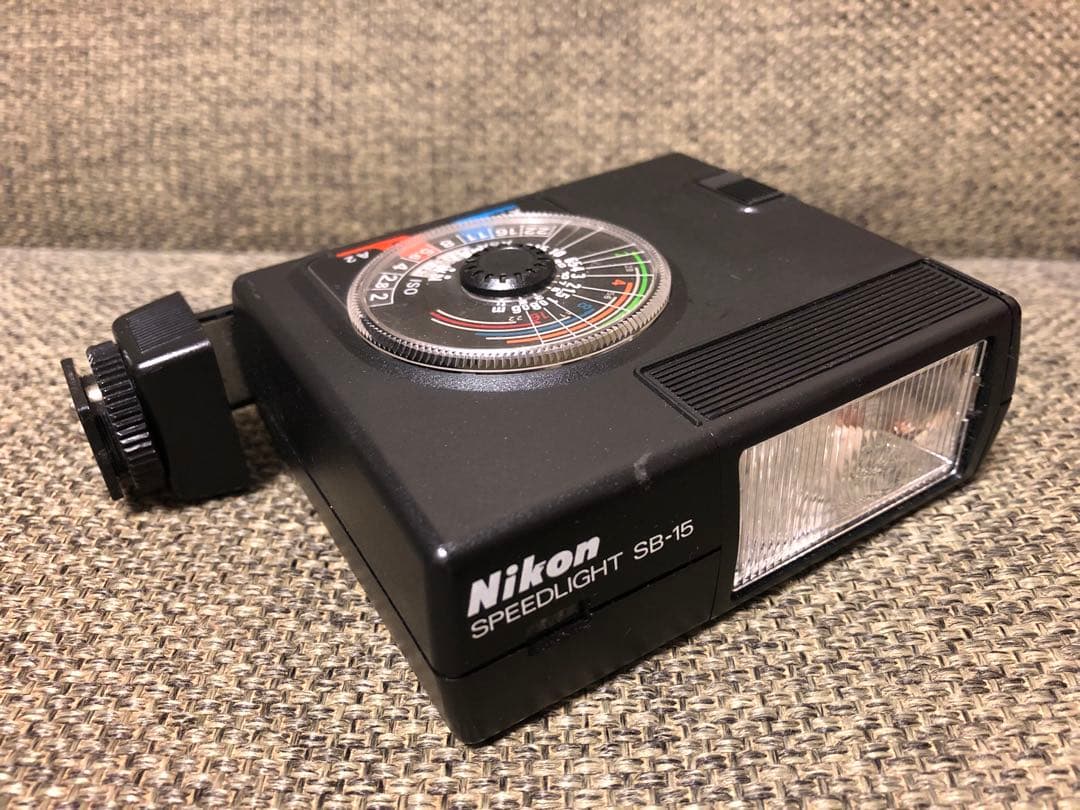 Nikon FE2 一眼レフカメラ 35-70mmレンズ付き