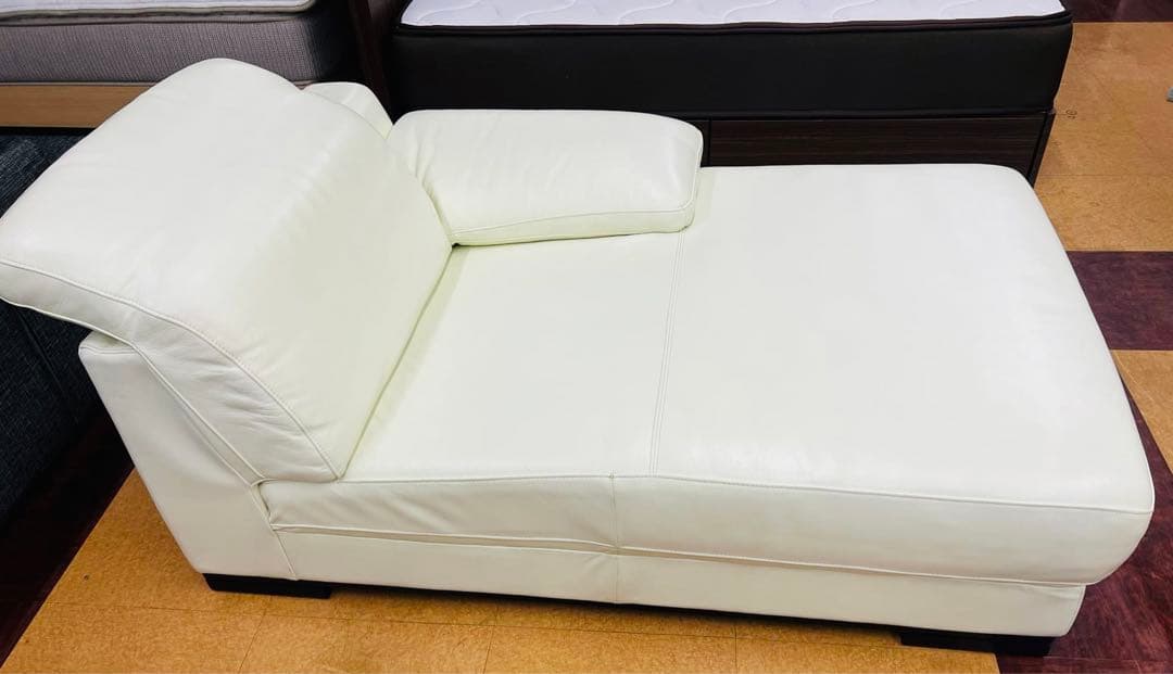 【地域限定無料配送】 IDC大塚家具CHAISE LONGUE総本革