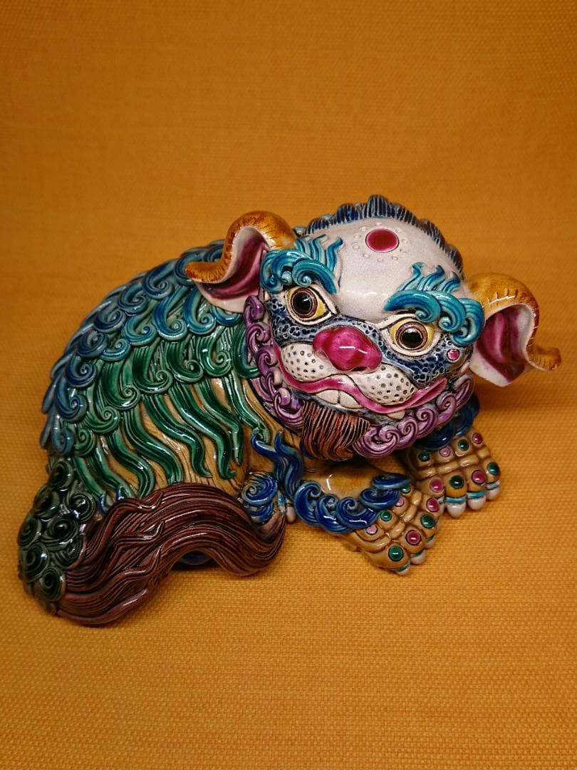 【美品】シーサー　獅子　陶器　置物　インテリア　工芸品　美術品　A1096