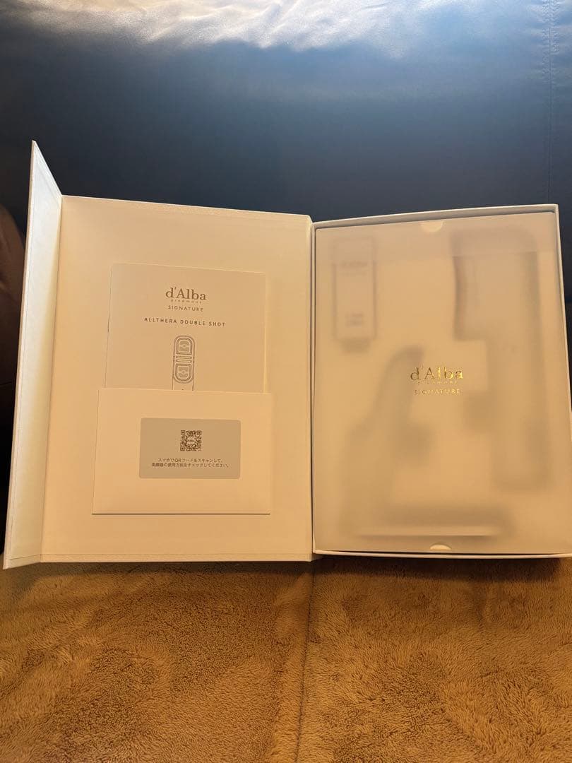 d'Alba Allthera Double Shot 美顔器