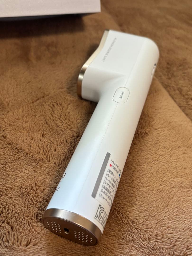 d'Alba Allthera Double Shot 美顔器