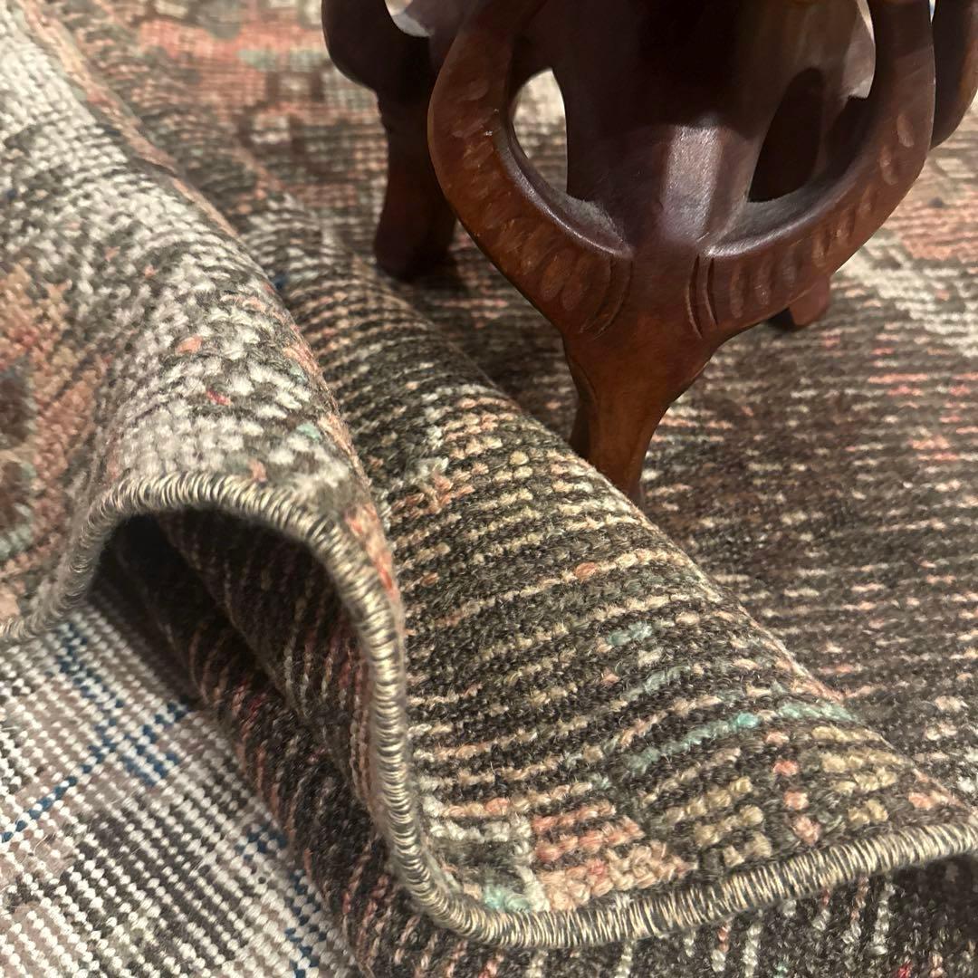 97×105エスニック　ブラウン×サーモン　レアな正方形　トルコヴィンテージラグ