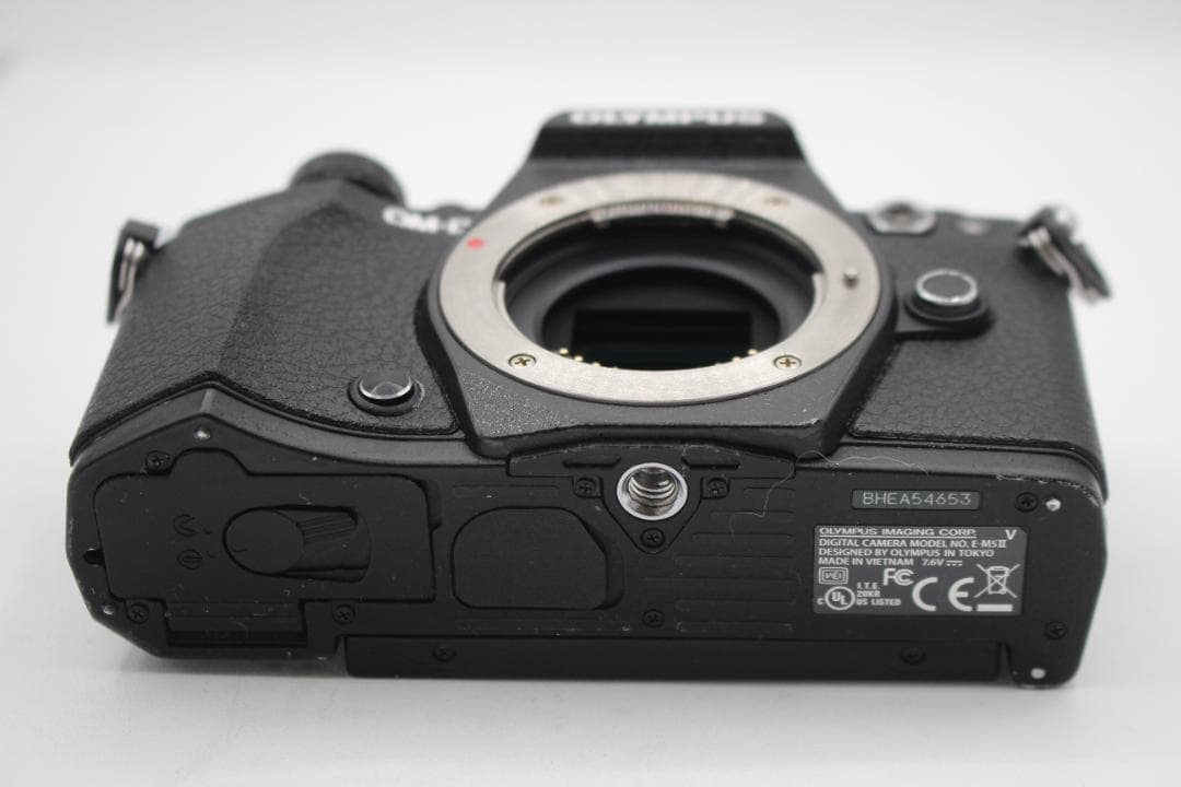 OLYMPUS オリンパス OM-D E-M5 Mark II ボディ◆4653