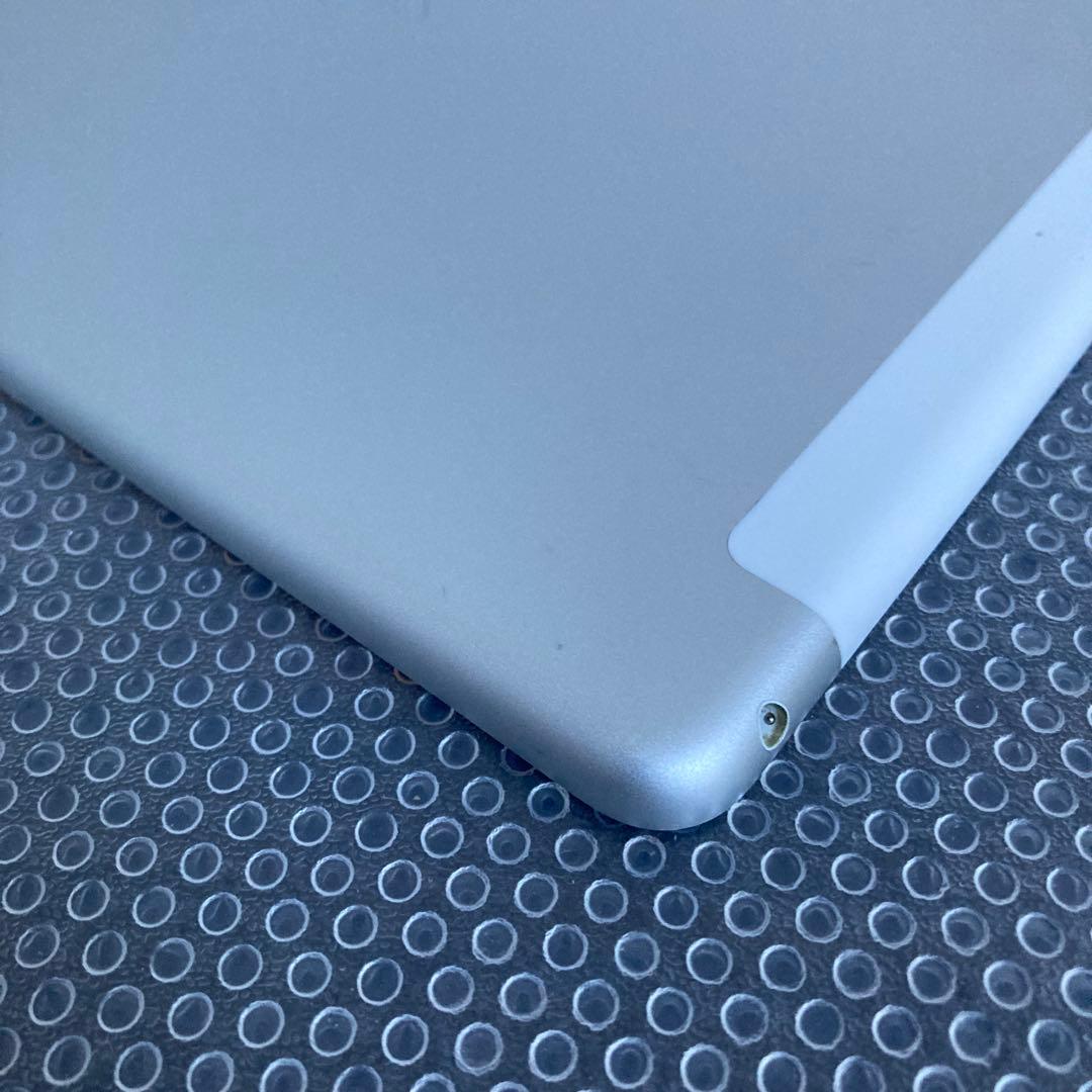822【早い者勝ち】電池良好☆iPad7 第7世代 32GB SIMフリー☆