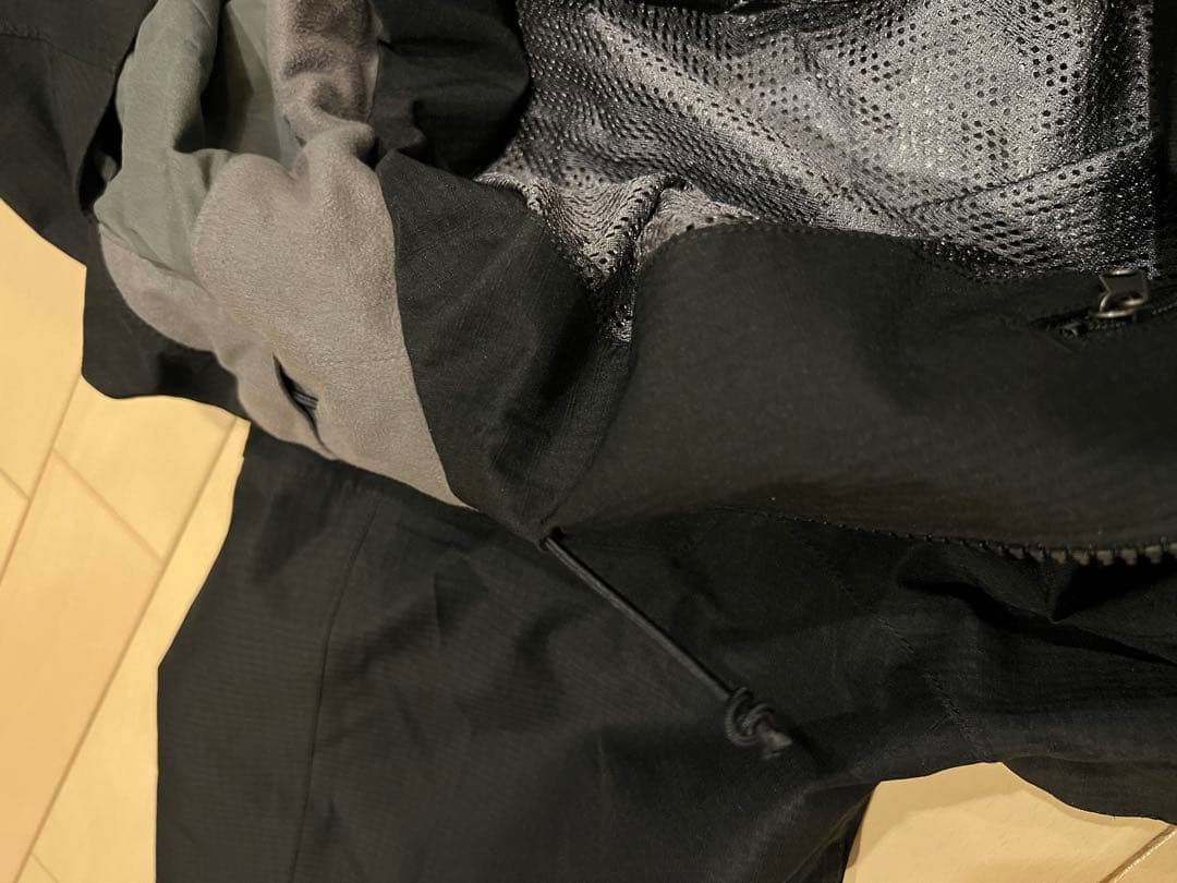 【2010年製】Patagonia ストームジャケット h2no