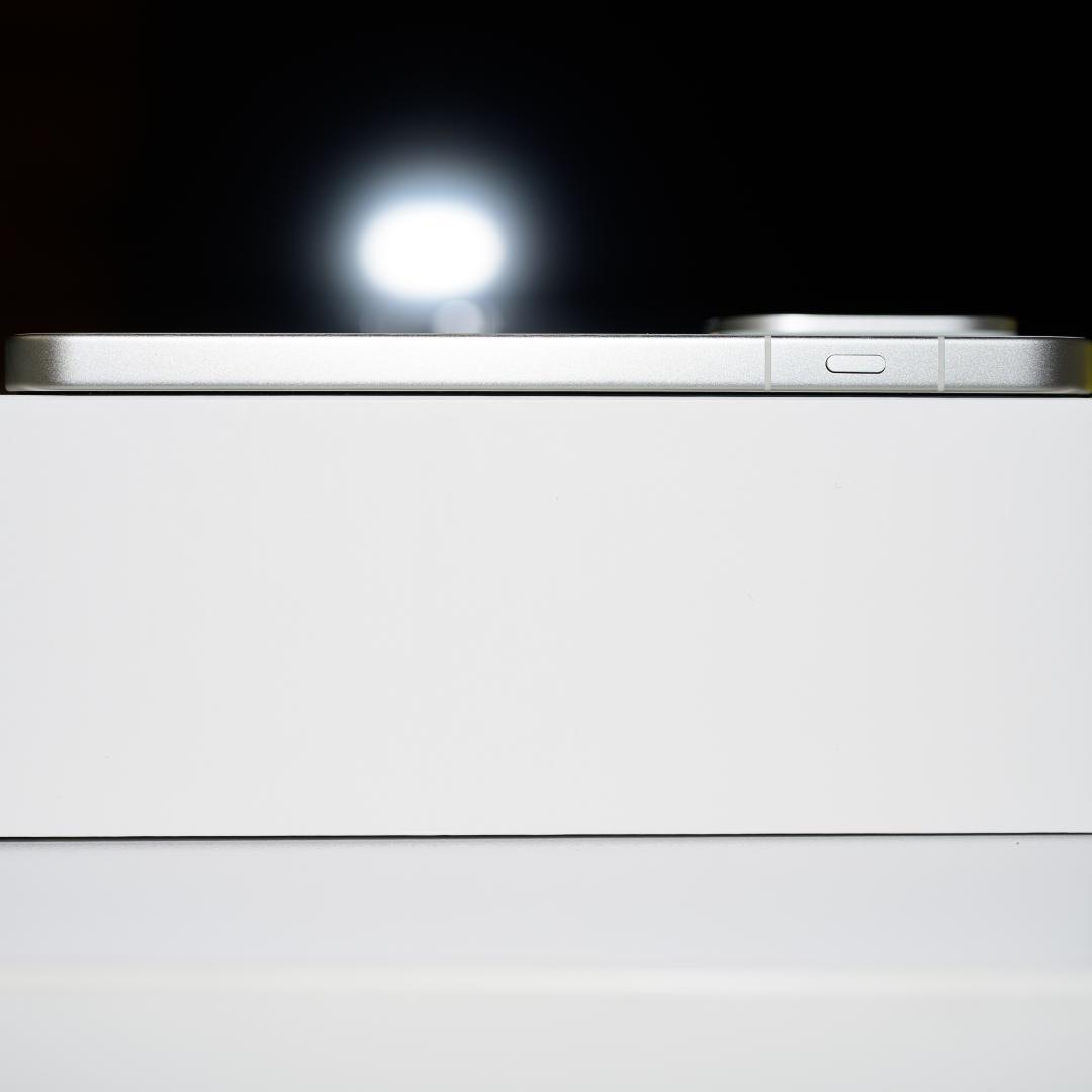 【未使用品】Oppo Find X9 Pro ホワイト 大陸版 12GB/256