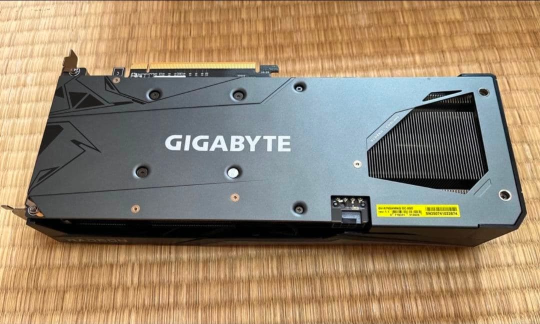 GIGABYTE Radeon RX 7600 8GB グラフィックボード