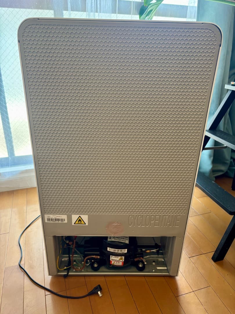 COMFEE’ レトロ冷蔵庫 93L ホワイト 中古