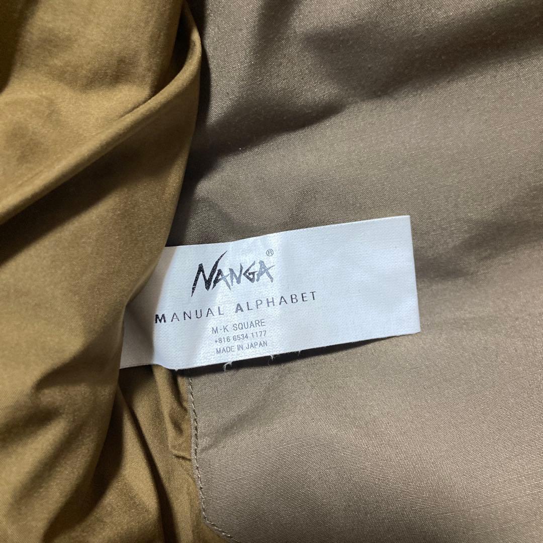 ナンガ×マニュアルアルファベット ダウンベスト　M