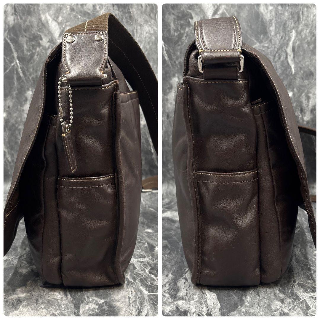 【美品】コーチ メッセンジャーバッグ オールレザー ブラウン 金具 チャーム