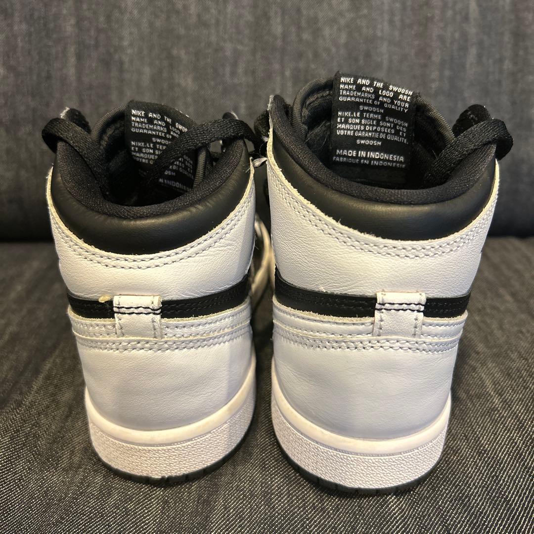 NIKE JORDAN 1 RETRO HIGH OG 21センチ