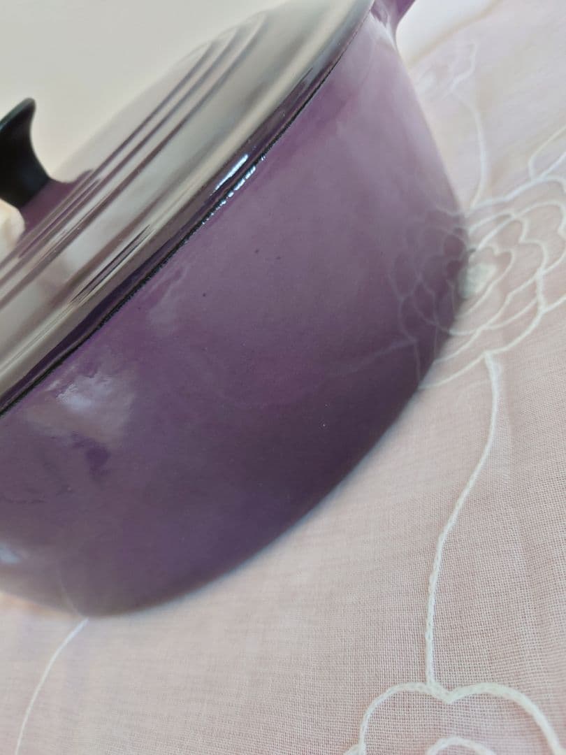 LE CREUSET ココットオーバル25cm　パープル紫
