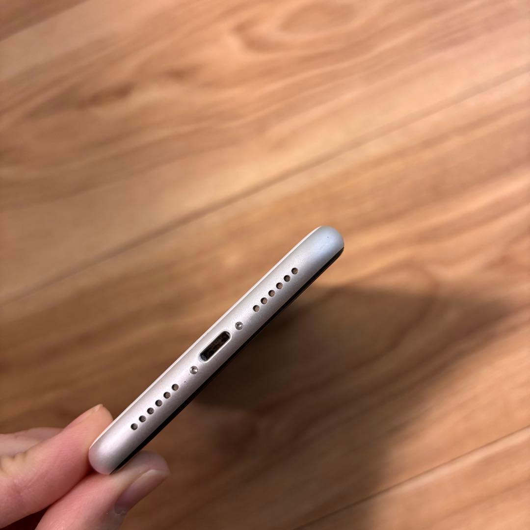 Apple iPhone XR ホワイト 本体・箱　64GB
