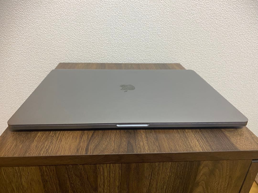ジャンク扱い【通電確認済】Apple MacBook Pro 2019 16