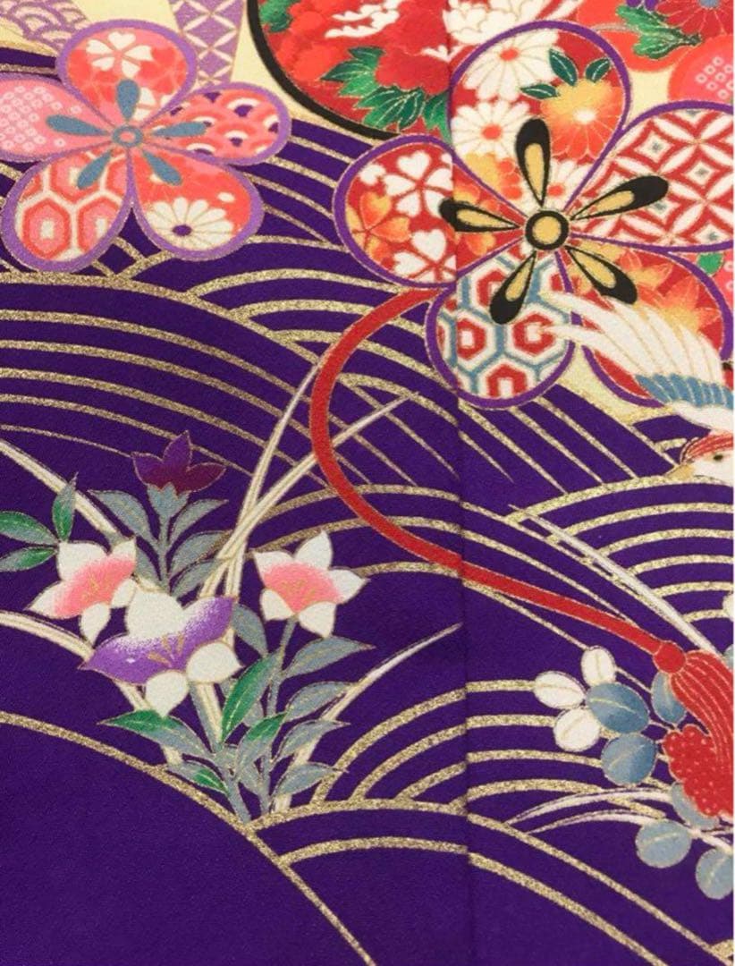 七五三　7歳女の子着物　2点セット　朱赤と紫　鼓　青海波　梅　鹿子柄