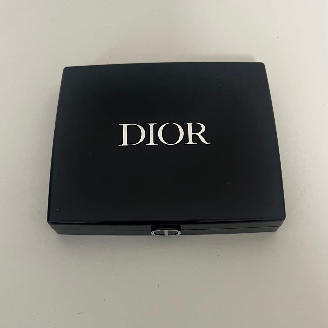 ディオールショウ サンク クルール　812 ピンクマニア