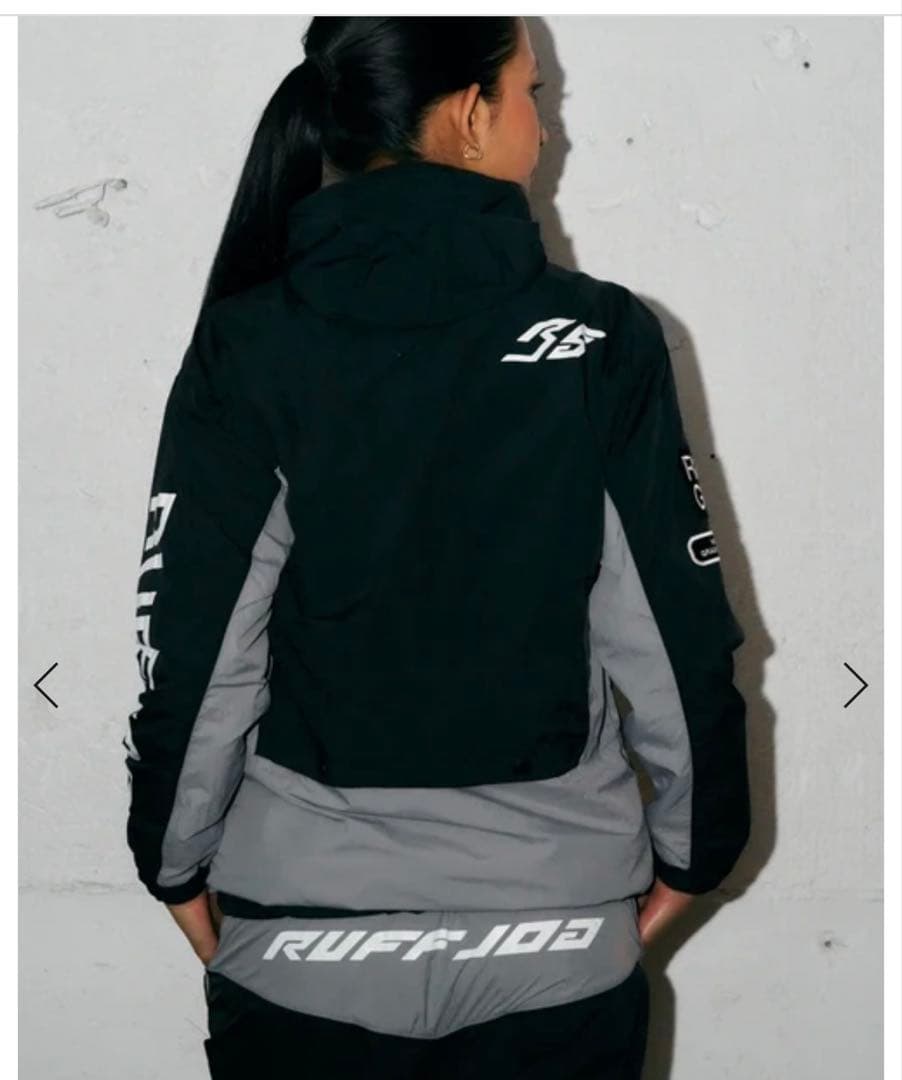 ⭐️新品未使用　ラフロッグ　ナイロンフードジャケット　サイズL ブラック