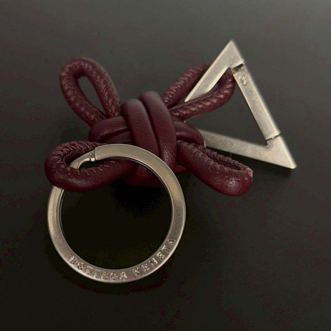 美品 ボッテガヴェネタ キーリング キーホルダー レザー トライアングル
