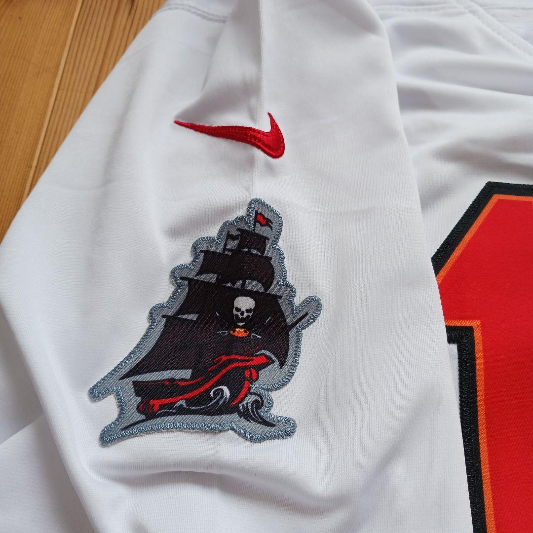 再値下げ(新品未使用)引退記念　バッカニアーズ　トムブレイディ　ユニフォーム　M