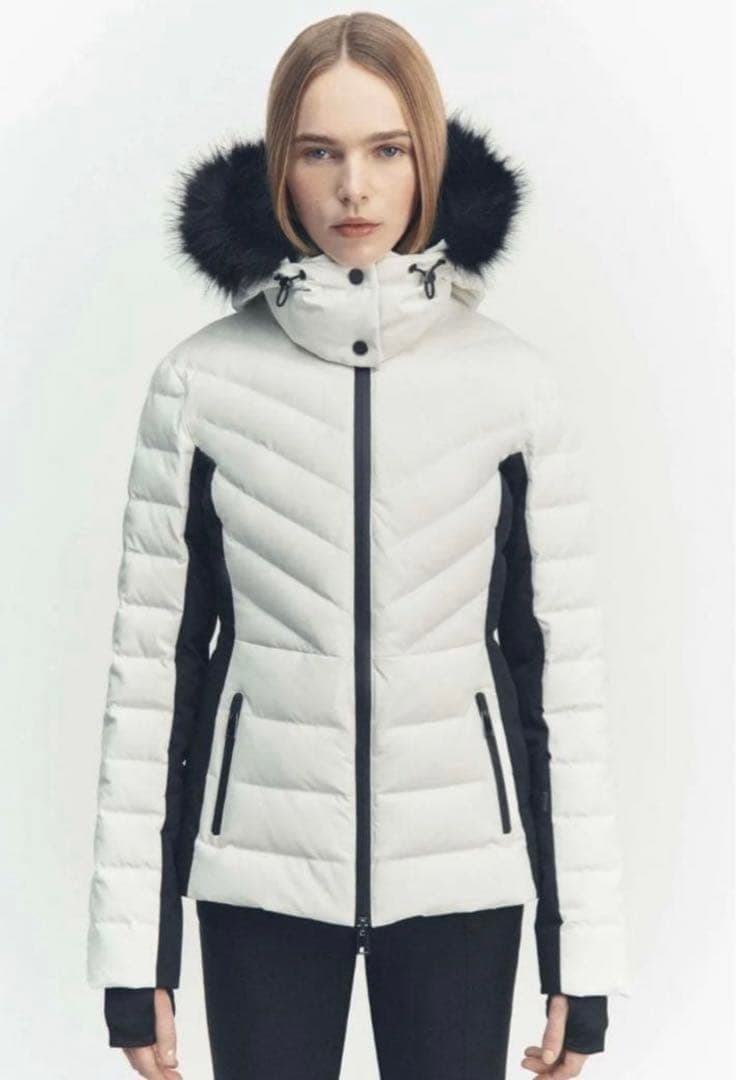 美品◇ ZARA 2024 スキーコレクション　スノボ/スキーウェア　ホワイト