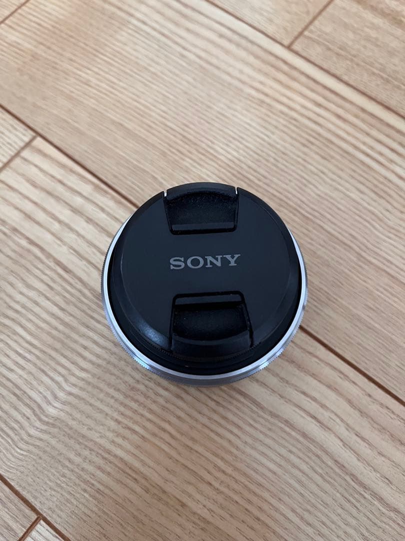 SONY E16mm F2.8 DC DN 単焦点広角レンズ&レンズフード