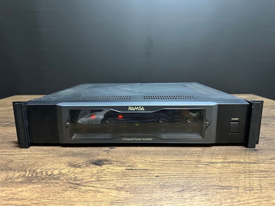 Panasonic RAMSA 4chデジタルパワーアンプ WP-D204