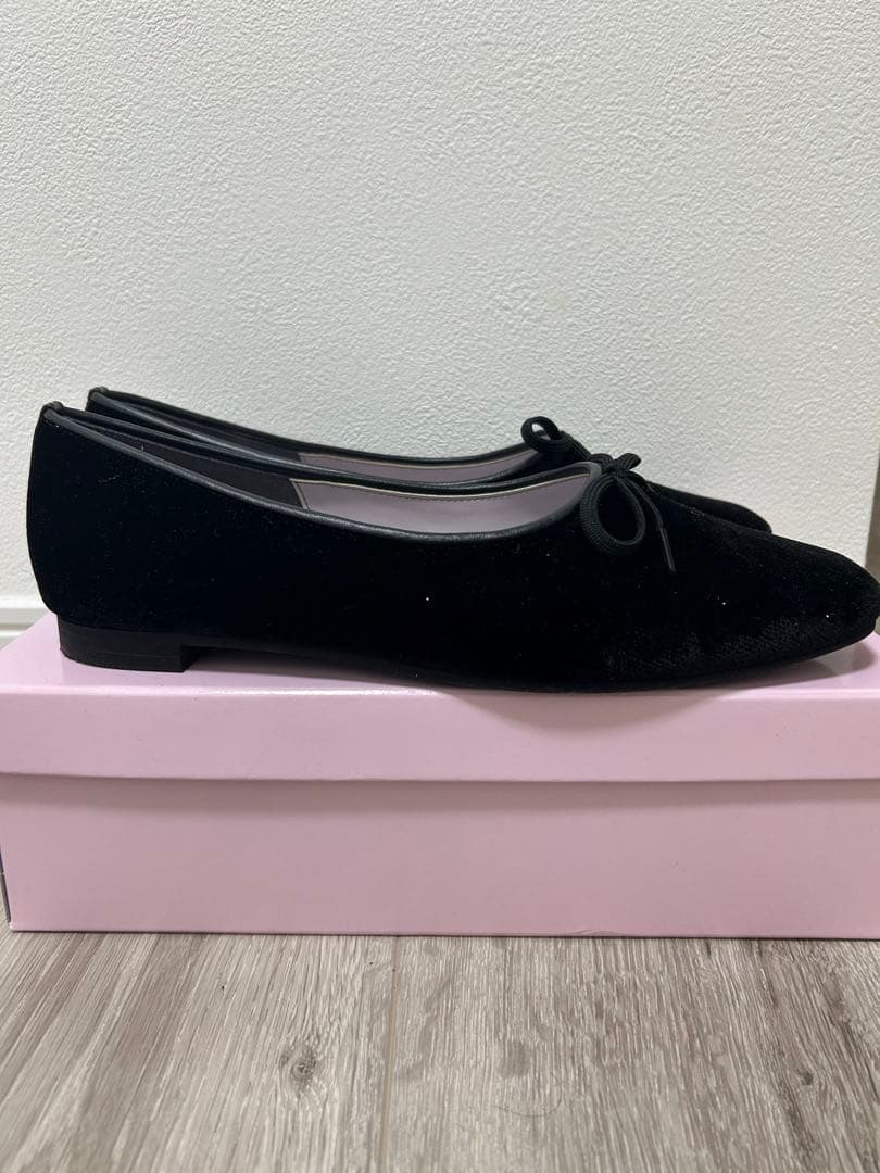 【新品未使用】DIANA 甲深ラメベルベットシューズ