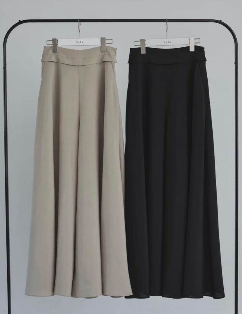 ベージュ Nala Mermaid swim pants M ナラ マーメイド