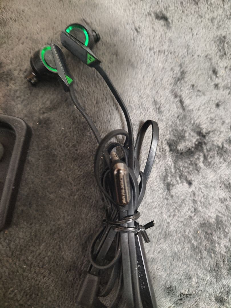 SIMフリー Xiaomi Black Shark 4 128GB本体おまけ付き