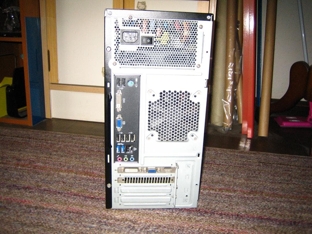値下げします。デスクトップパソコン　　Core i5 3570  SSD搭載