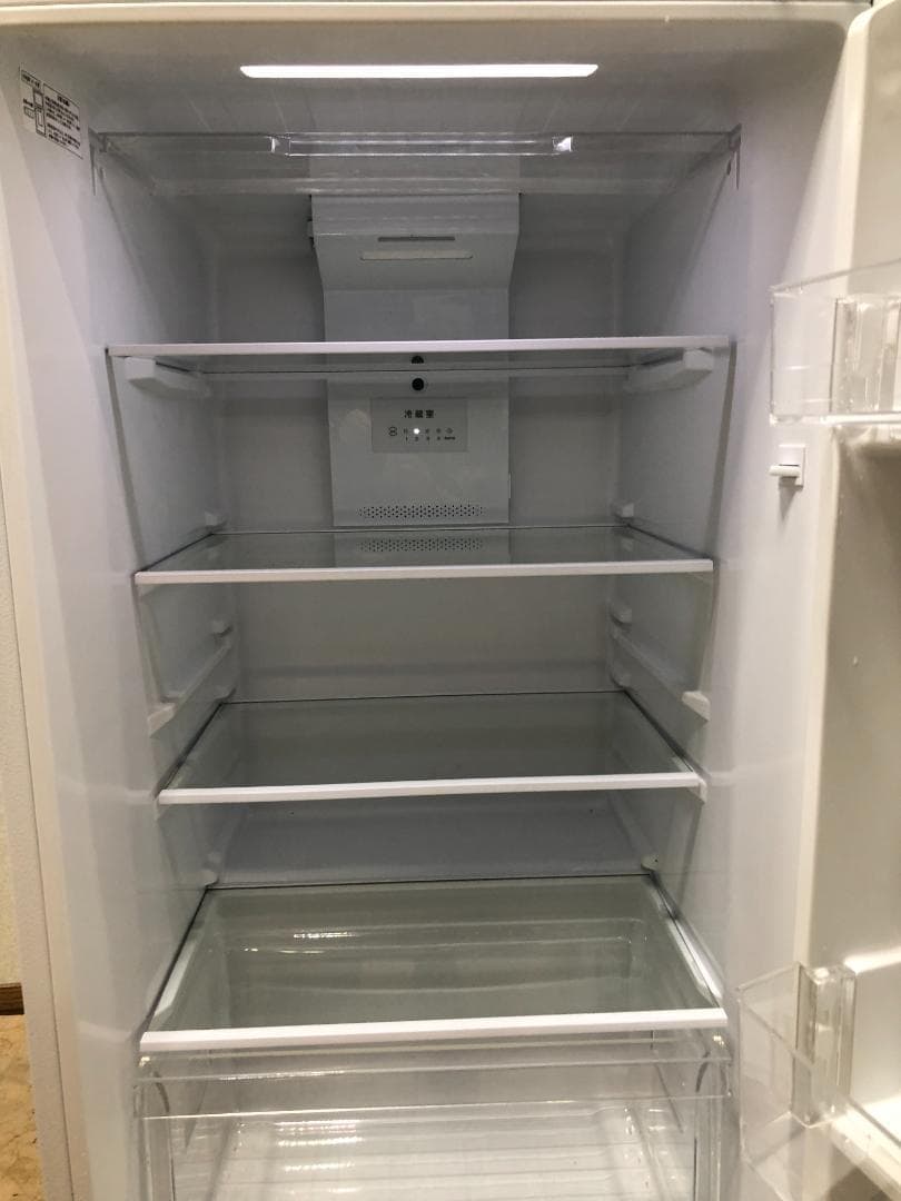 引取 ヤマダ電機 冷凍冷蔵庫 YRZ-F23H1 2022年製 75064-2-