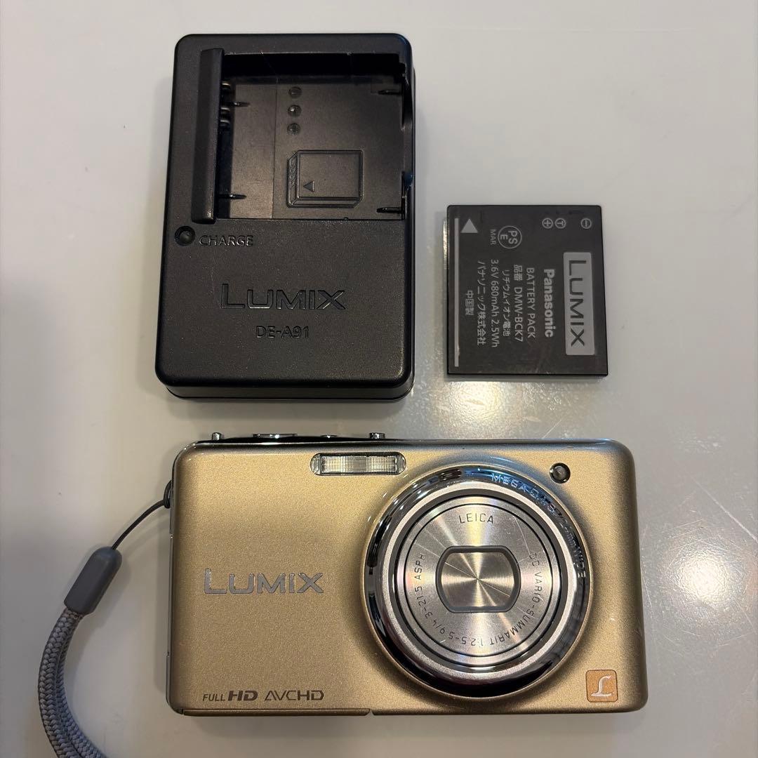 Panasonic LUMIX DMC-FX77 ゴールド