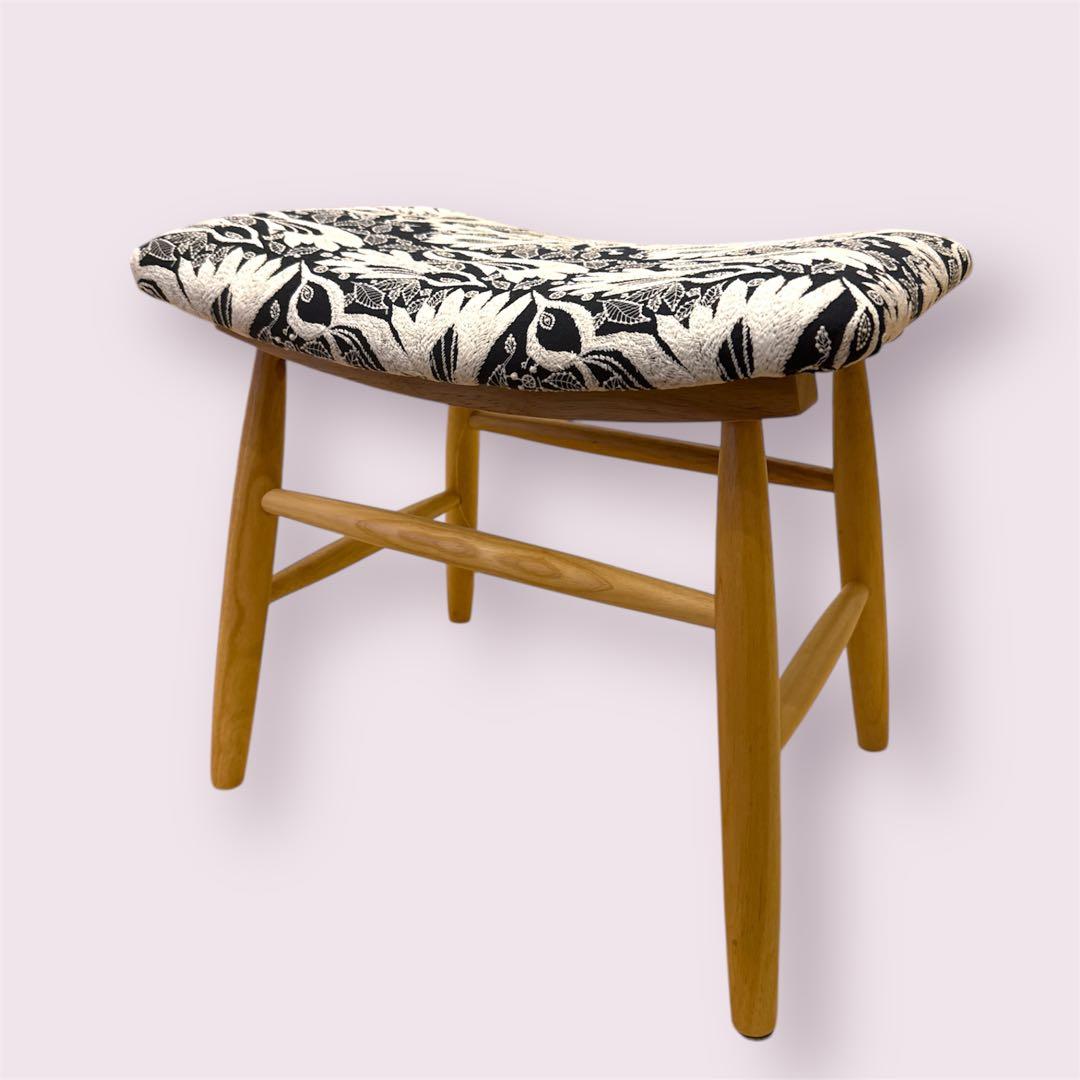 ミナペルホネン生地使用スツール　チェア　オットマン　イス　椅子　家具　インテリア