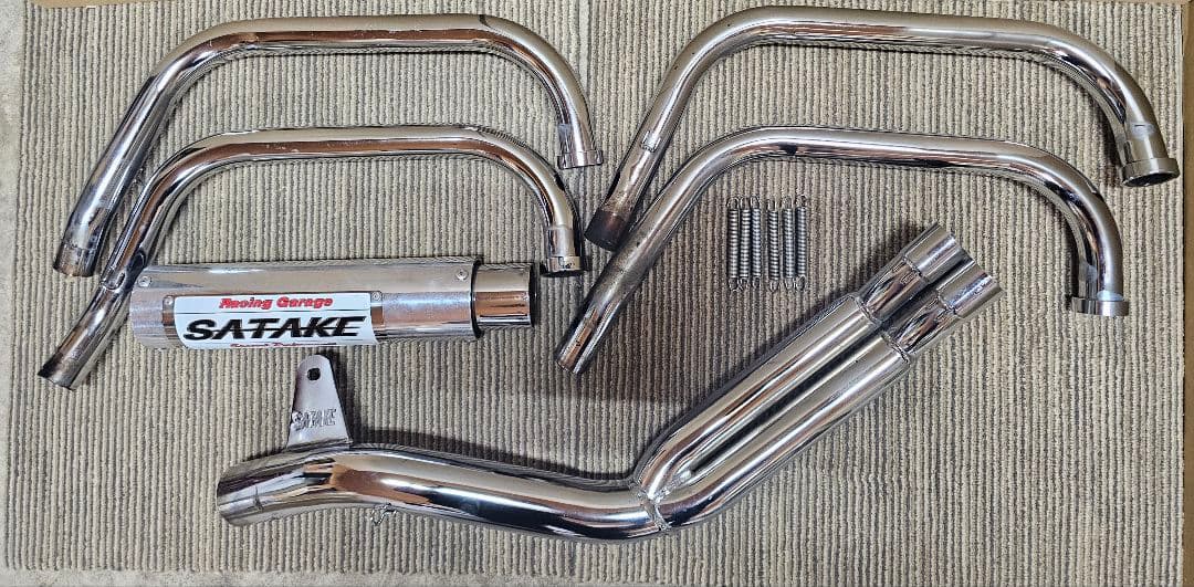 チャチャチャのチャッ様　CBX400f　レーシングガレージSATAKE