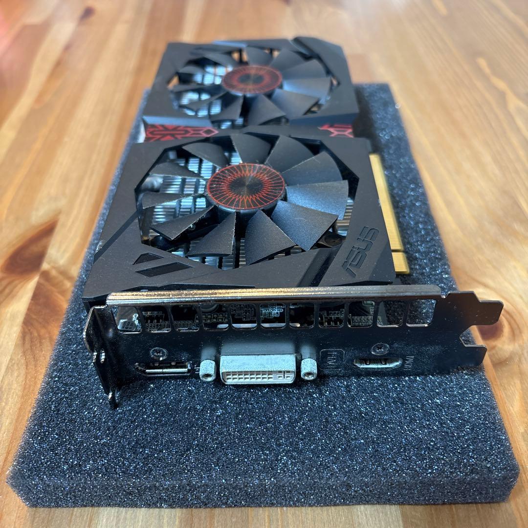 グラフィックボード・グラボ・ビデオカード ASUSTeK STRIX-GTX750TI-OC-2GD5