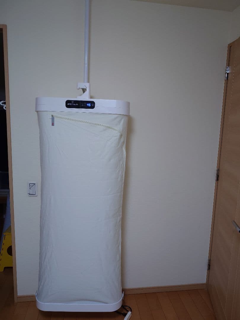 ESTILO スチームイオニフレッシャー ホワイト