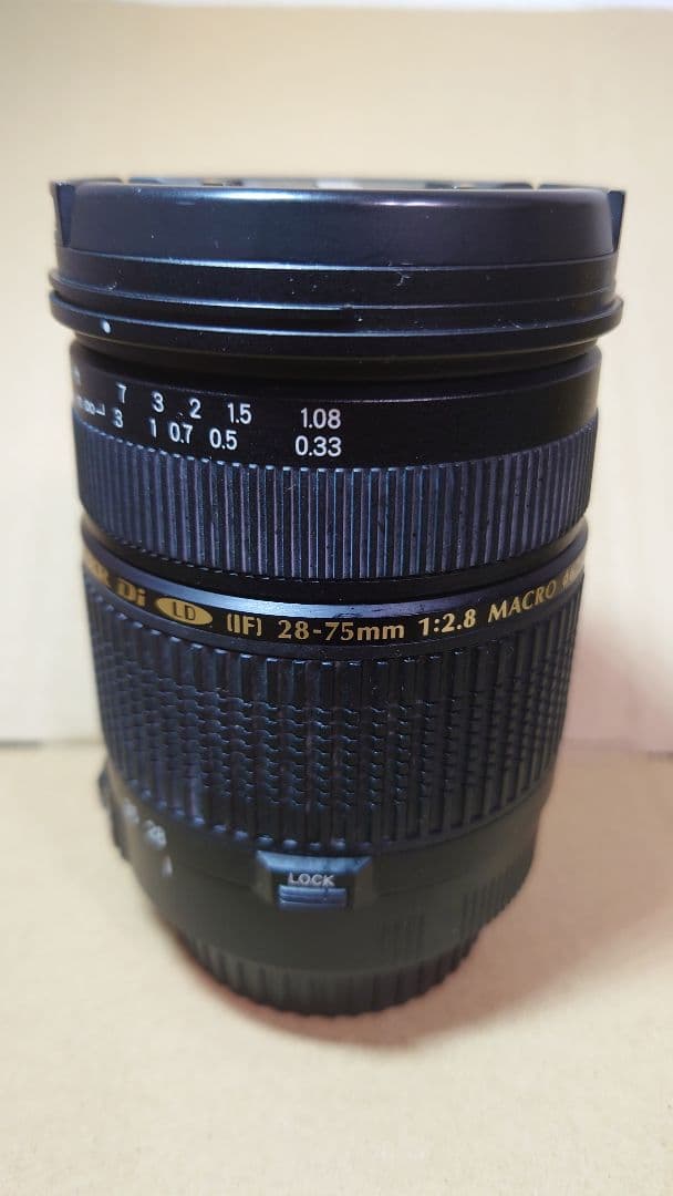 TAMRON 28-75mm F2.8 MACRO　キャノンEFマウント