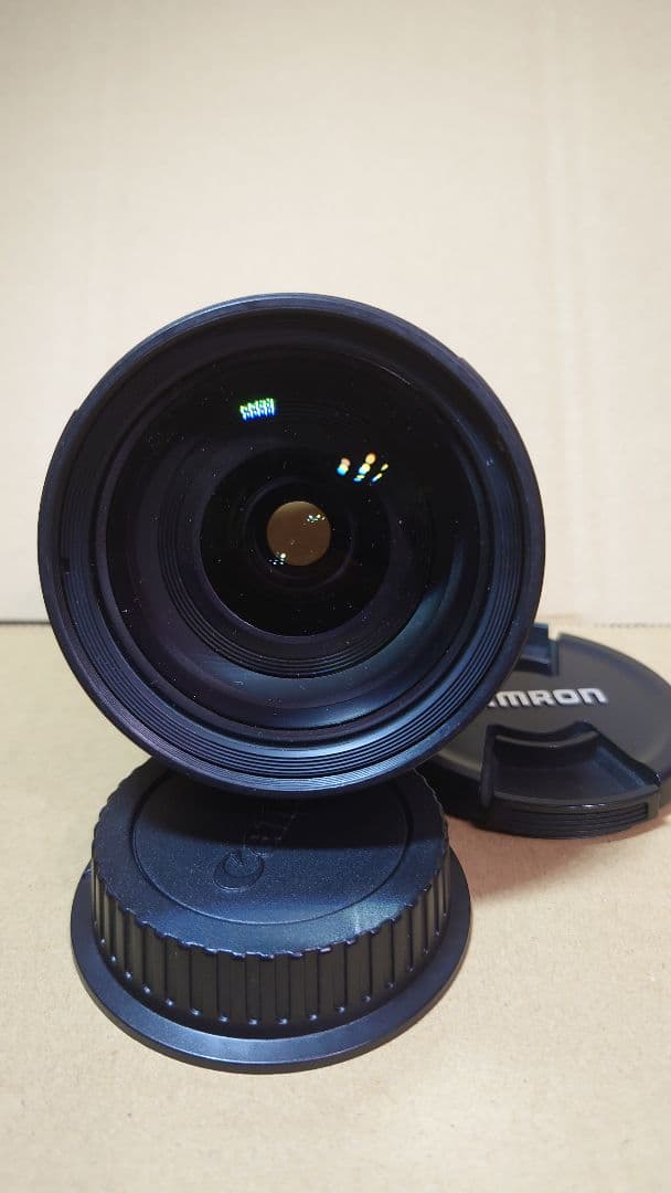 TAMRON 28-75mm F2.8 MACRO　キャノンEFマウント