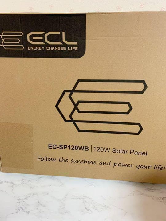 ソーラーパネル 折りたたみ式 10種類DCプラグ付 IP6 120W 防災対策