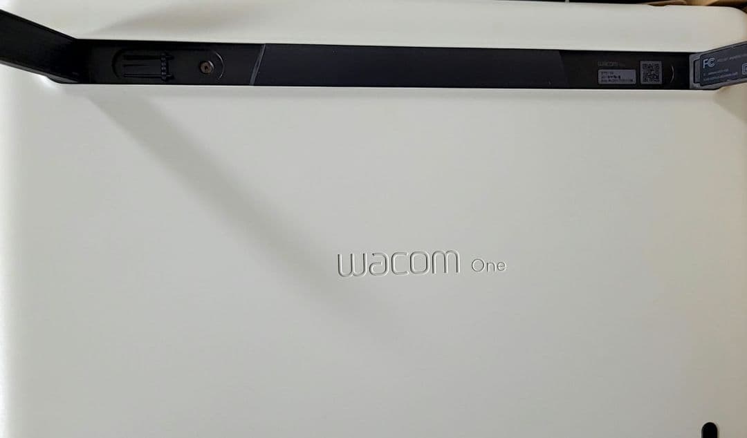 Wacom One DTC133 ホワイト