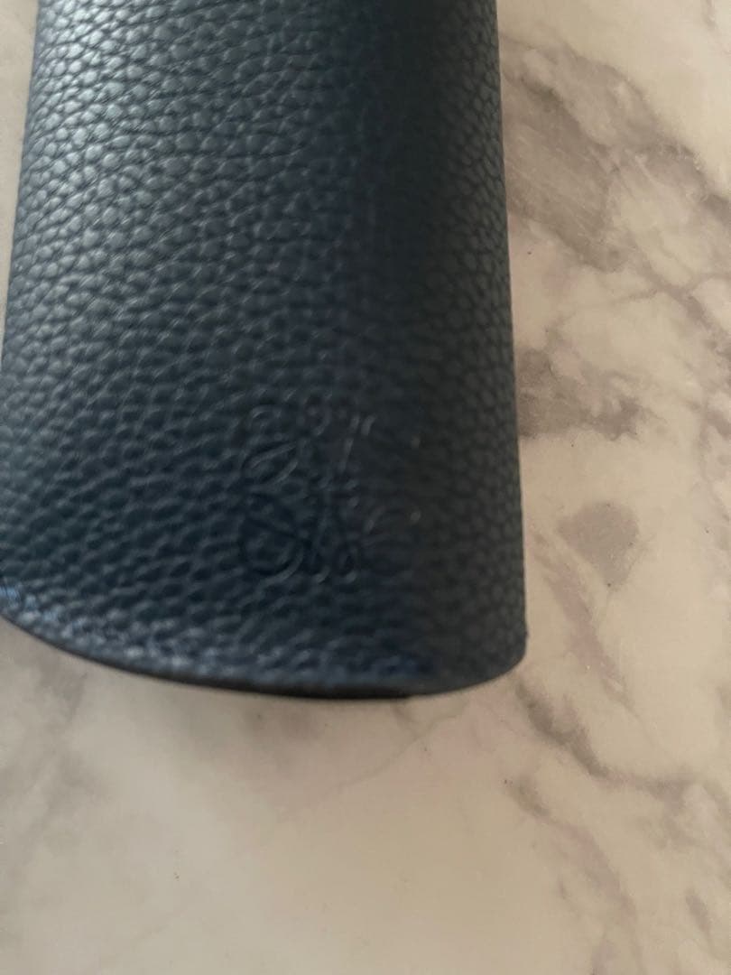 LOEWE ロエベのブラック スクエア サングラス