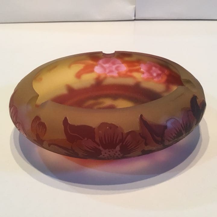 エミールガレ復刻版 ルーマニア製 新品 インテリア 灰皿 小物入れ 花瓶 芸術品