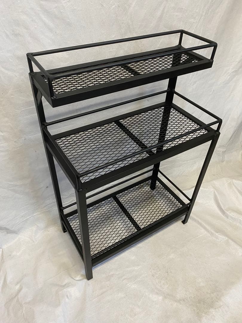 アイアンシェルフ　アイアンラック　スチールラック　植物棚　棚　多肉植物