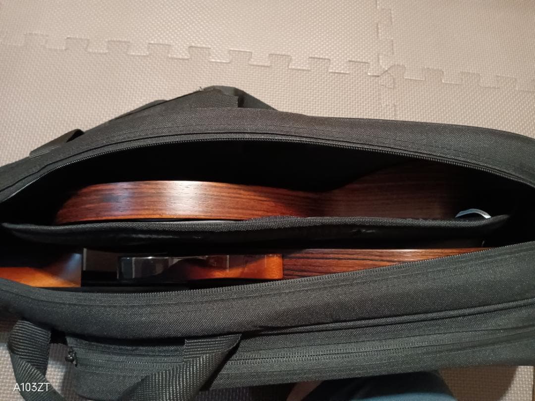 Yamaha SLG200S サイレントギター　アダプター付属