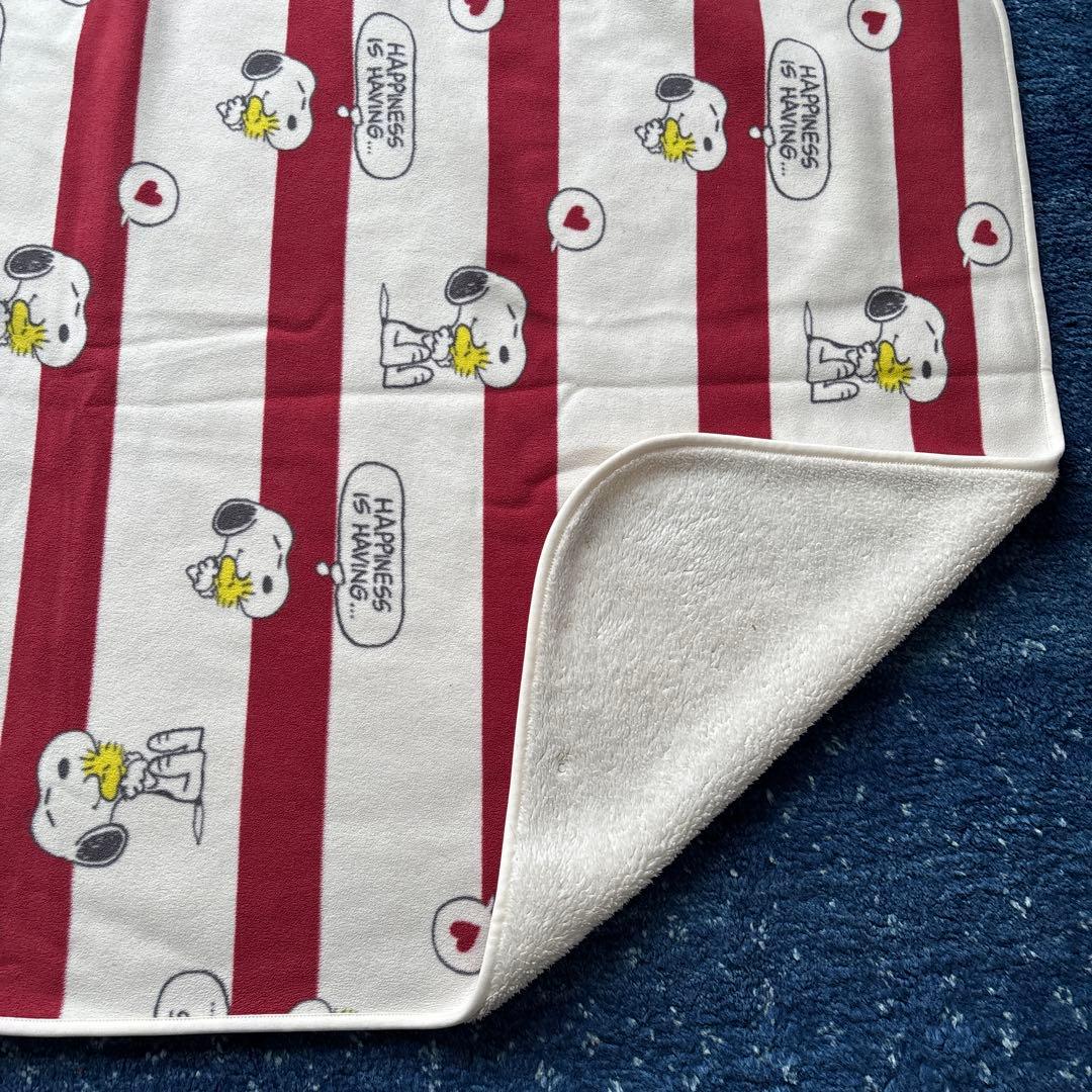 ユニクロ　スヌーピー 膝掛け　フリースブランケット　３枚セット