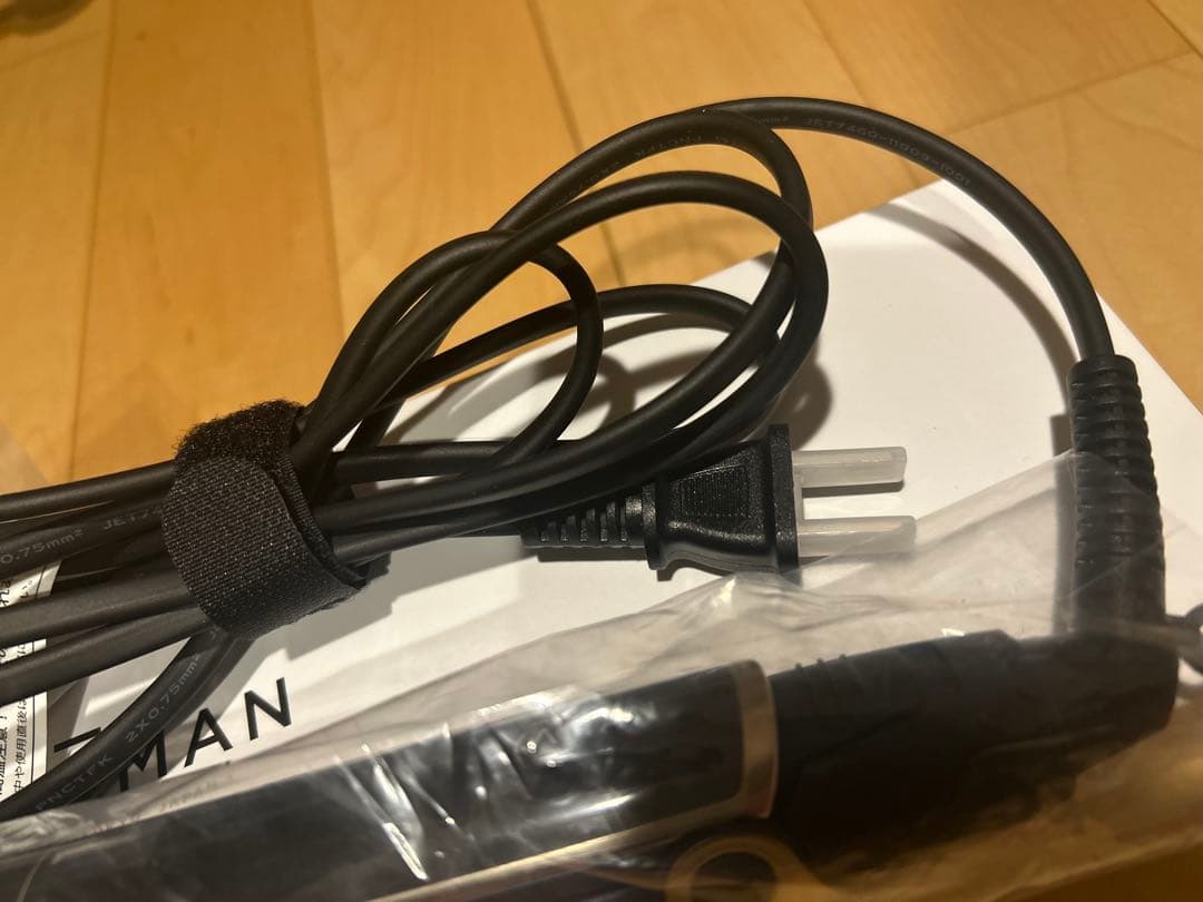 YA-MAN スムースアイロンフォトイオンネイビー 型番：YJHB0L